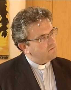 La mafia calabresa amenaza al sacerdote que denuncia sus actividades