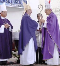 Mons. Paolo Mietto tom posesin como Administrador Apostlico de Sucumbos 