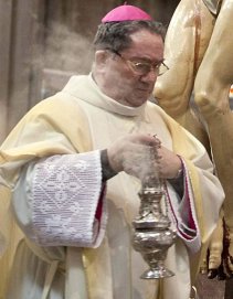 El obispo de Vitoria pide la intercesión de la Virgen para lograr la paz en la sociedad vasca