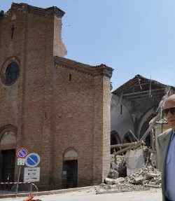 Benedicto XVI visitar el 26 de junio la regin italiana afectada por los terremotos de mayo