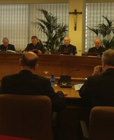 La Permanente de la CEE revisa en su reunin el documento La verdad del amor humano