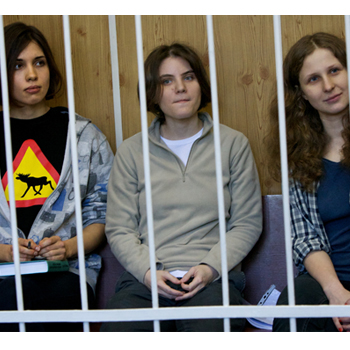 Un tribunal revisa hoy el recurso contra la condena a las jóvenes de Pussy Riot