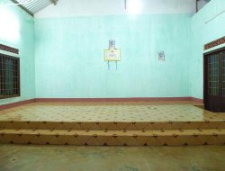 Vietnam: expulsan a catlicos de una capilla y cambian dos imgenes de Cristo y la Virgen por una de Ho Chi Mihn