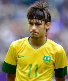 Los obispos brasileos protestan contra la revista que public una imagen de Neymar crucificado