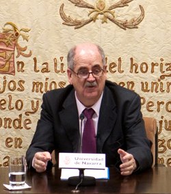 El catedrtico Juan Arana pide que se vaya ms all de la convivencia pacfica entre fe y ciencia