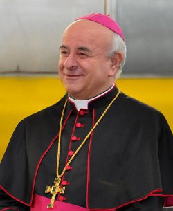 Mons. Vincenzo Paglia pide rescatar valor y el sentido del «sí para siempre» de los esposos