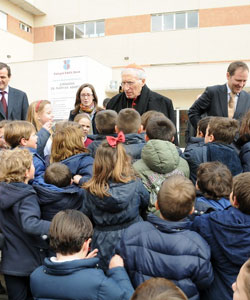 El Cardenal Rouco bendice el edificio definitivo del colegio Edith Stein