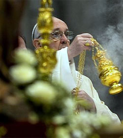 El Santo Padre celebra su primera ordenación de sacerdotes como Papa