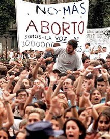 El País publica una encuesta que demuestra que más de la mitad de los españoles no quieren la actual ley del aborto