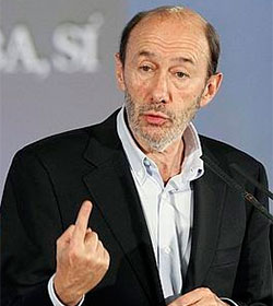Rubalcaba asegura que el PSOE volver a la actual ley del aborto en cuanto gobierne