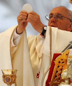 El Papa recuerda que solo el pecado, y no las potencias demoníacas, nos puede separar de Dios