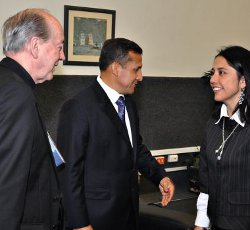 El cardenal Cipriani valora positivamente que la esposa de Humala descarte presentarse a las prximas elecciones presidenciales