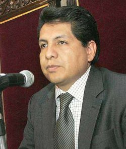 Bolivia: el presidente del Tribunal Constitucional asegura que mantienen un debate muy intenso sobre el aborto