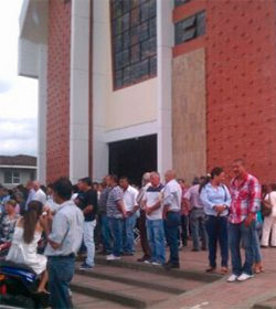 Colombia: asesinan a dos sacerdotes católicos