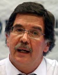 Piden al ministro de Educacin de Argentina que deje de enviar pornografa a la escuela