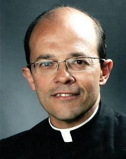 El P. Deomar De Guedes solicita una exclaustracin para meditar sobre su pertenencia a la Legin de Cristo