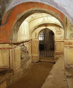 Se presenta en Roma la labor de restauración de las catacumbas de Priscila