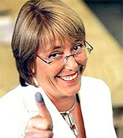 Bachelet insiste en que si llega al poder despenalizará el aborto en determinados supuestos