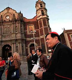 El cardenal Norberto Ribera denuncia un intento de extorsin
