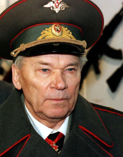 Mijail Kalashnikov reconoci a la Iglesia ortodoxa rusa su remordimiento por inventar el AK-47