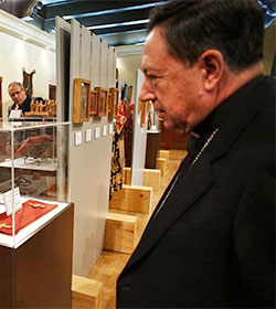 Una muestra rene en Valladolid iconos catlicos y ortodoxos de Europa y Asia