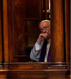 El Papa en la celebración penitencial: «Todos somos pecadores»