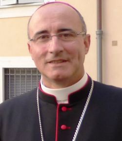 Mons. Sturla advierte que la Iglesia no acepta la guía sobre educación sexual del gobierno uruguayo