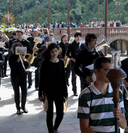 El obispo de Solsona presidi en Torreciudad una romera de peregrinos de su dicesis
