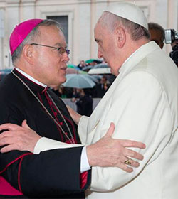 Monseñor Chaput: «El Papa Francisco vendrá a los Estados Unidos»