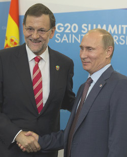 Espaa y Rusia ratifican el convenio que impedir a las parejas homosexuales adoptar nios rusos