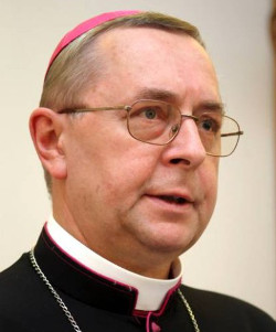 Mons. Stanisław Gadecki asegura que la «Relatio» del Sínodo se aparta del Magisterio de Juan Pablo II
