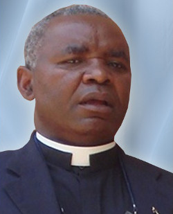 Mons Mukasa: La gente est muriendo por falta de medicinas y atencin sanitaria en Malawi