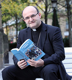 Monseñor Munilla: «Para escuchar chismorreos -incluidos los eclesiales- no hace falta ir a Roma»