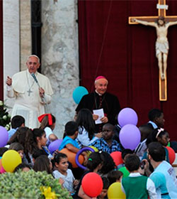 Papa: las familias numerosas son una esperanza para la sociedad