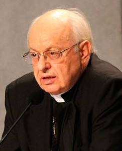 El cardenal Baldisseri presenta la forma en que funcionará el sínodo sobre la familia