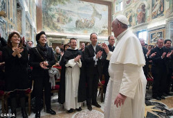 El Papa recibe a los participantes en el Congreso por el X aniversario de la «Dignitas connubii»