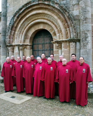 La Schola Gaudeamus cantar en Pamplona una misa al mes en gregoriano