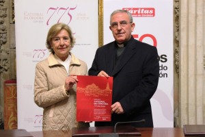 El Cabildo de la Catedral de Córdoba dona cien mil euros a Cáritas
