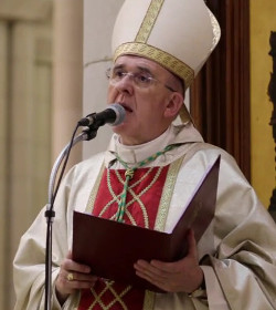 Mons. Osoro: La Iglesia y el mundo necesitan de un gran espectculo: el de la santidad