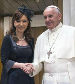 La presidenta argentina dice que el Papa y ella creen en un mundo multipolar