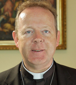 El primado de Irlanda critica al cardenal Burke por sus palabras acerca de la aprobacin del matrimonio homosexual
