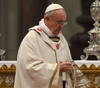 El Papa al cardenal Sarah: Quiero que contine la buena obra en la liturgia comenzada por Benedicto XVI