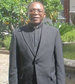 Mons. May asegura que los obispos africanos defendern la doctrina de la Iglesia sobre la familia