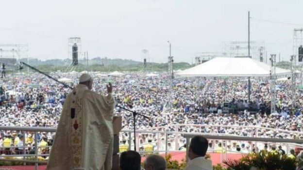 Misa del Papa en al Parque del Bicentenario de Quito
