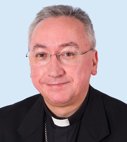 Mons. Rico Pavés condena un artículo herético del sacerdote Pablo D´Ors en Vida Nueva