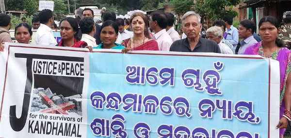 Miles de cristianos se manifiestan en Orissa a los siete años de la masacre perpetrada por hindúes