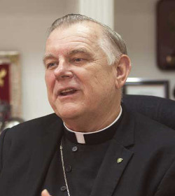 El arzobispo de Miami asegura que la Iglesia trabaja para que haya una transicin pacfica en Cuba