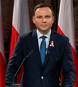 Andrzej Duda, el hombre que puede salvar a Polonia de la amenaza laicista