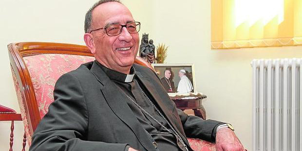 Mons. Omella piensa apoyar la devolución de los Bienes de la Franja a la diócesis de Barbastro-Monzón