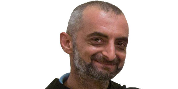 El sacerdote iraqu Dhiya Azziz fue secuestrado al ir a su parroquia en Siria para celebrar la Navidad